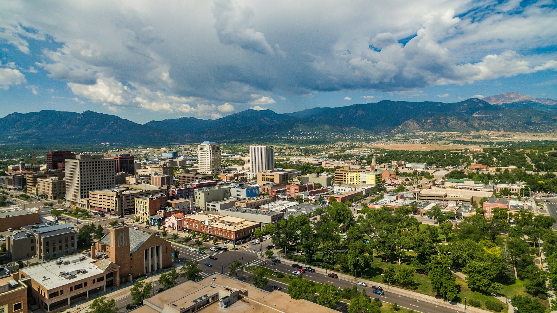 Photo by Kevin Bree on Unsplash colorado springs